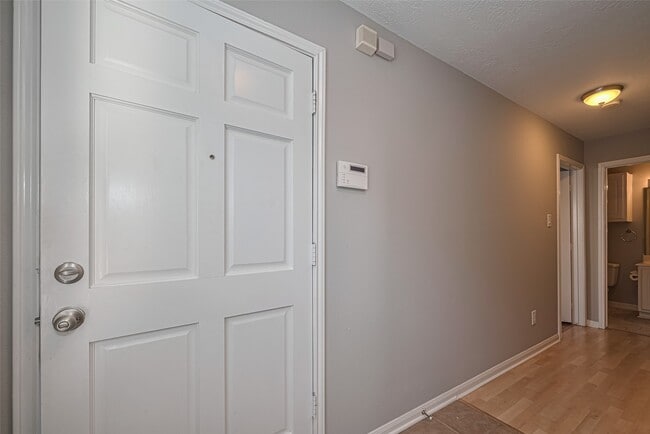 Building Photo - 1101 Saulnier St