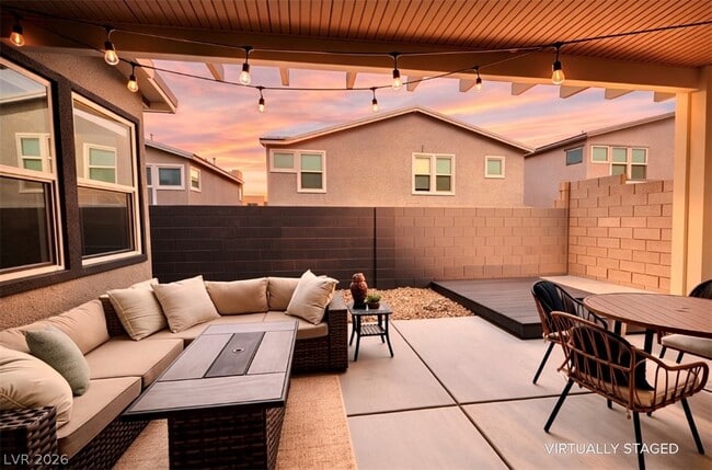 Building Photo - 3334 Casalette Ln