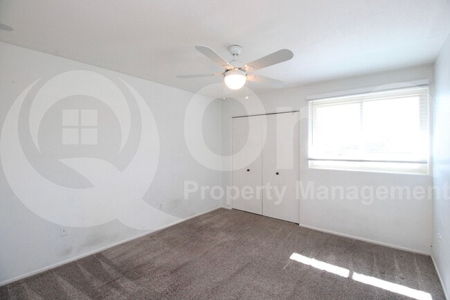 Building Photo - 5258 S Deborah Dr