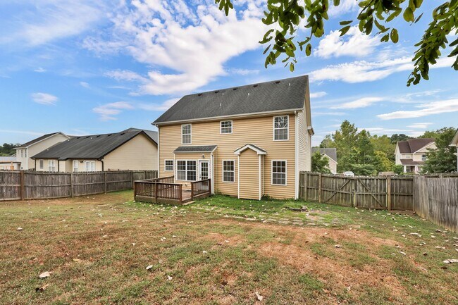 Building Photo - 1109 Ishee Dr