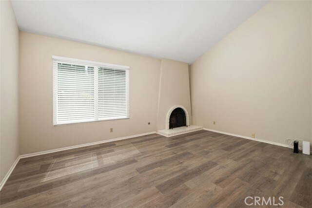 Building Photo - 4068 Jeffrey Dr
