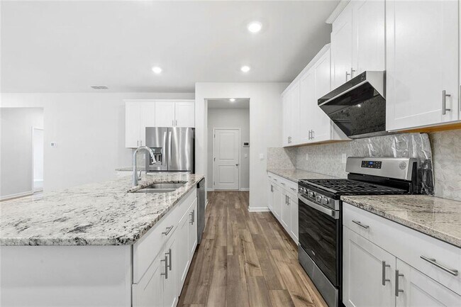 Building Photo - 5021 Silver Canoe Wy