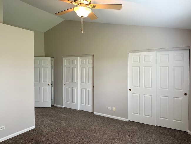 Building Photo - 179 Polaris Dr