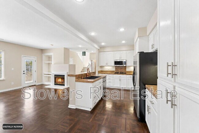 Building Photo - 137 Woodcrest Dr