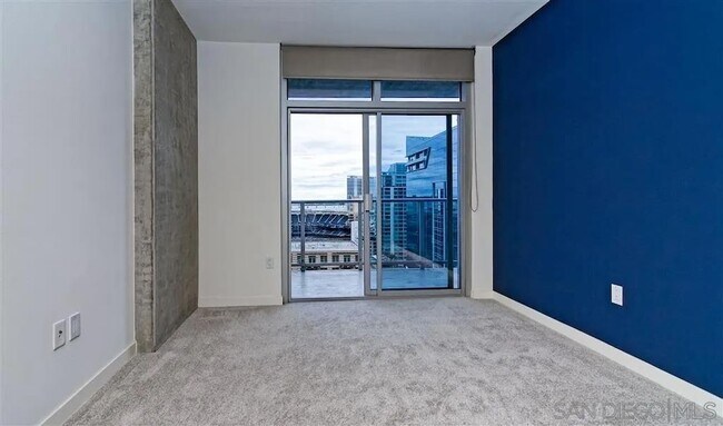 Building Photo - 800 The Mark Ln