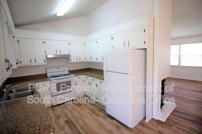 Building Photo - 206 Grantham Rd