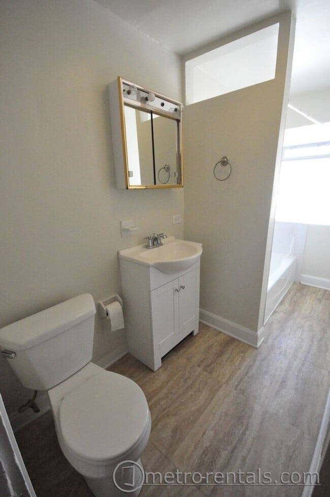 Building Photo - 63-65 E Como Avenue