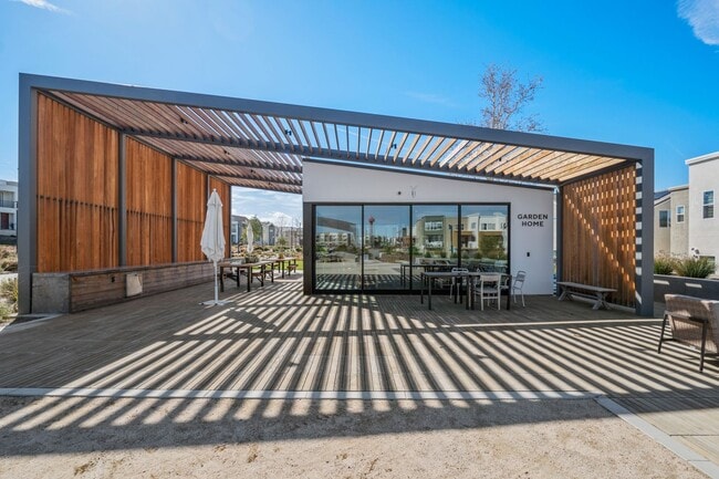 Building Photo - 27233 W Red Willow Ct