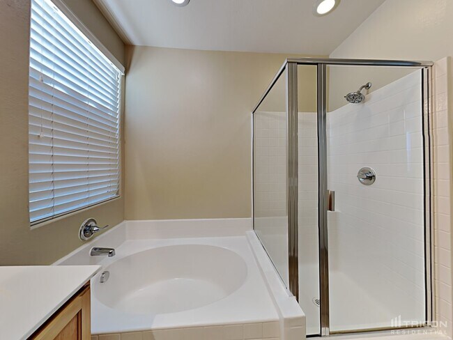 Building Photo - 3669 Karissa Heights Pl