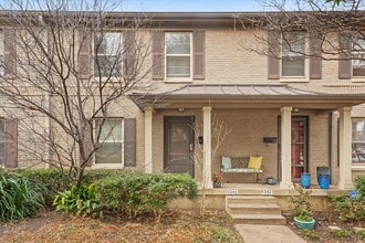 Building Photo - 6341 Bordeaux Ave