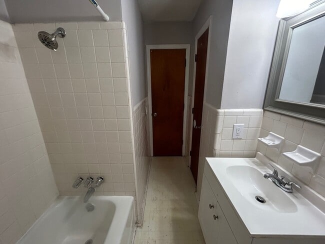 Building Photo - 1217 B Suber Street, Columbia, SC 29205