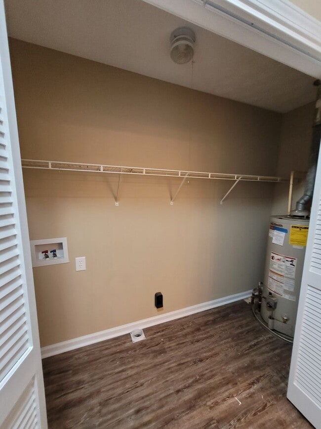 Building Photo - For Rent - Hart County - Fay Kight Circle - Three Bedroom and Two Bathroom Home