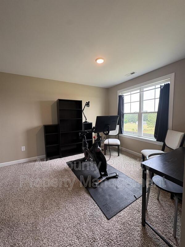Building Photo - 224 Williamson Pl Dr