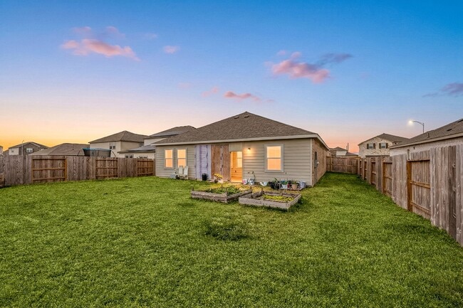 Building Photo - 3012 Pearl Shr Dr