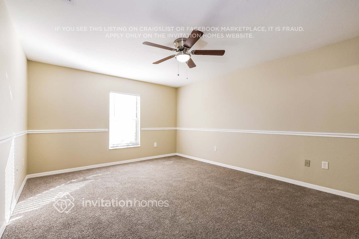 Building Photo - 4736 Robin Dr