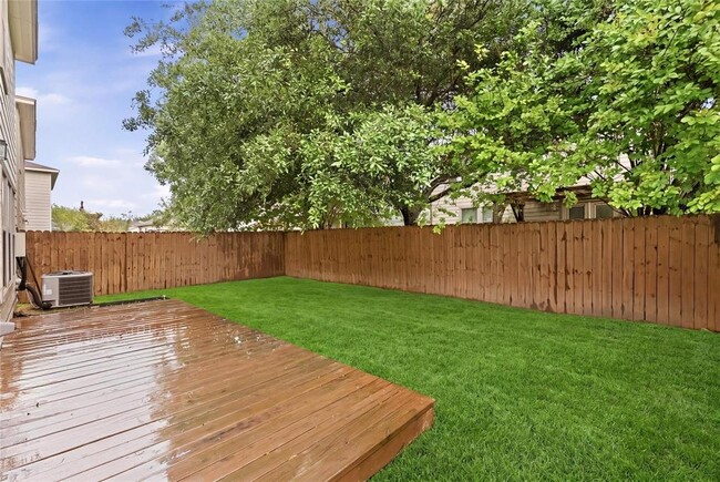 Building Photo - 6629 Doyal Dr