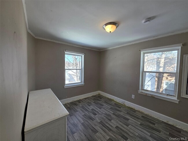 Building Photo - 135 Fullerton Ave