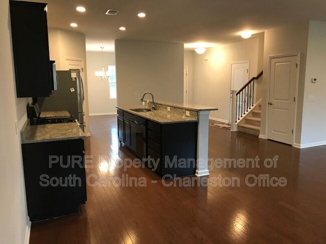 Building Photo - 3071 Conservancy Ln