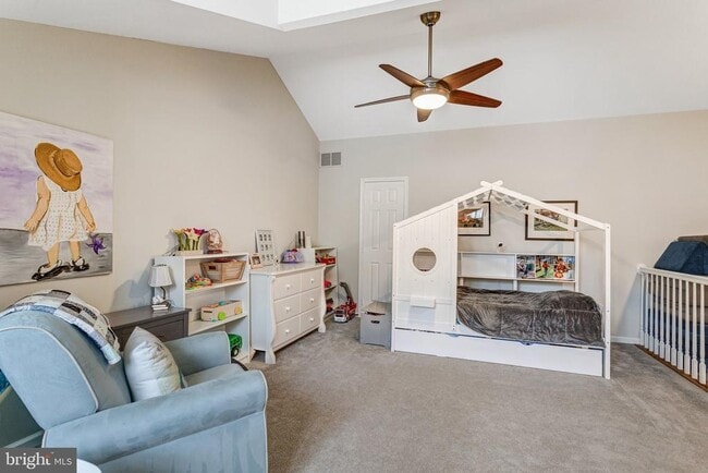 Building Photo - 1505 N Colonial Terrace