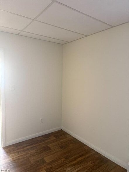 Building Photo - 118 Sheridan Ave