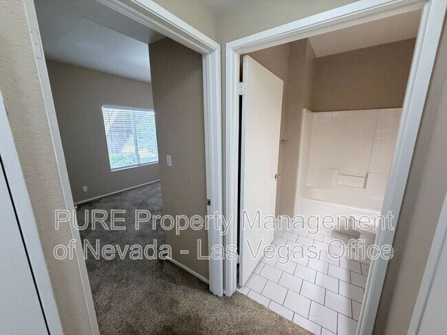 Building Photo - 7230 Indian Creek Ln