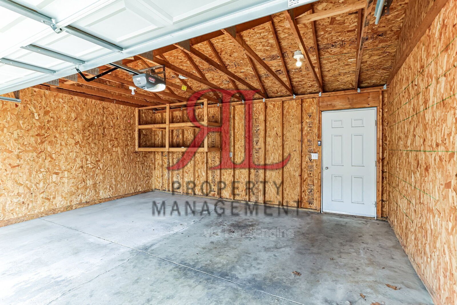 Building Photo - 323 Oxford Oak Dr