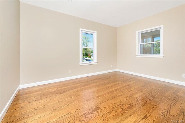 Building Photo - 9 Todd Pl