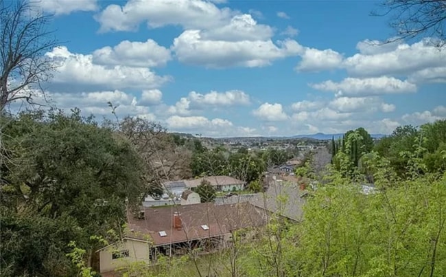 Building Photo - 25019 Wheeler Rd