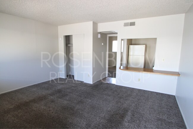 Building Photo - 9230 N 6th St