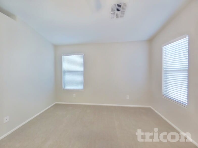 Building Photo - 2111 S 160th Ln