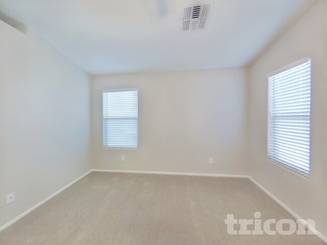 Building Photo - 2111 S 160th Ln