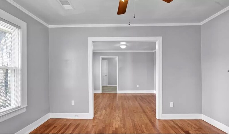 Building Photo - 915 9th St SW