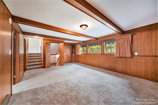 Building Photo - 2923 Burlington Ct