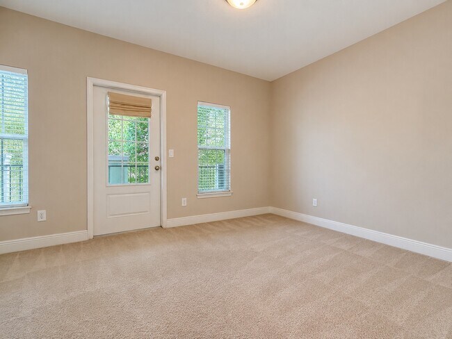 Building Photo - 14225 Walcott Avenue