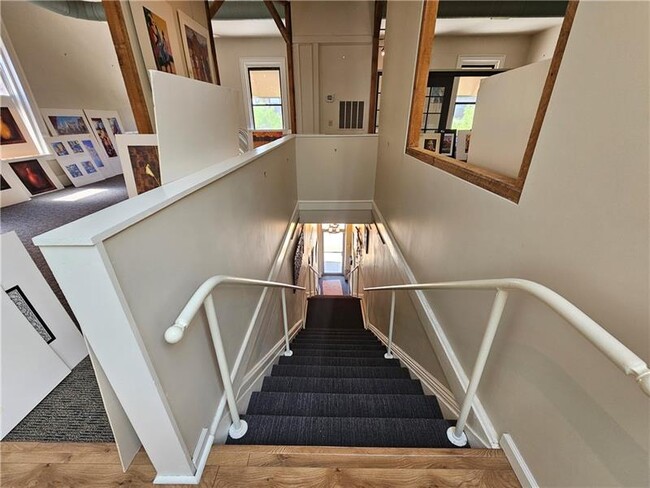 Building Photo - 30 N Main St