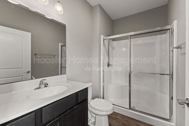 Building Photo - 556 Dylan Dr