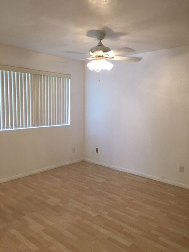Building Photo - Very nice 3 bedroom, 2 bath Monterey Park ...