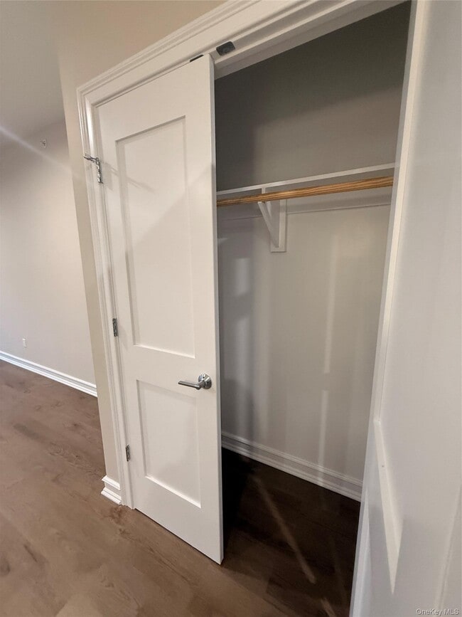 Building Photo - 122 Greenwich Ave