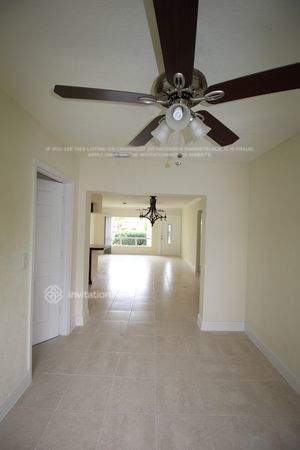 Building Photo - 5365 SW 10th Ct