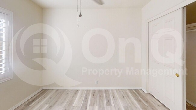 Building Photo - 795 S Camellia Dr