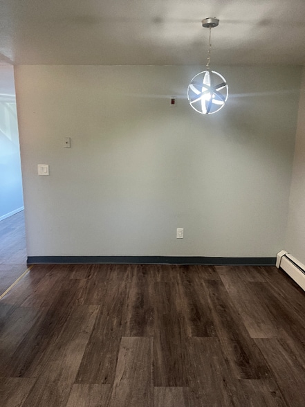 Building Photo - 250 Bloomfield Ave