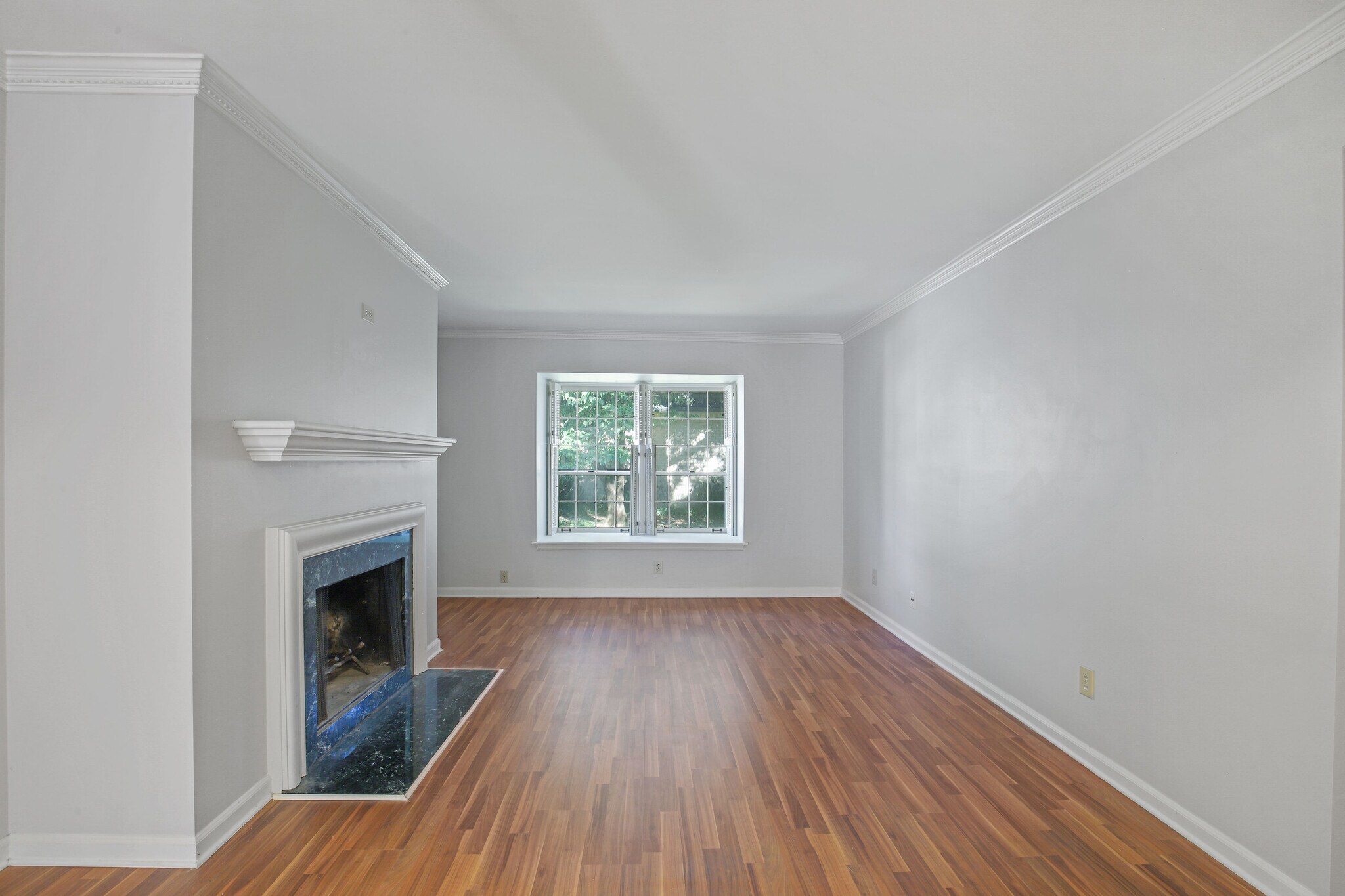 Building Photo - 93 La Rue Pl NW