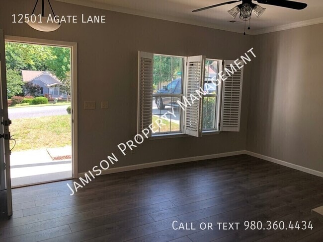 Building Photo - 12501 Agate Ln