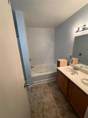 Building Photo - 9233 Cheswick Dr