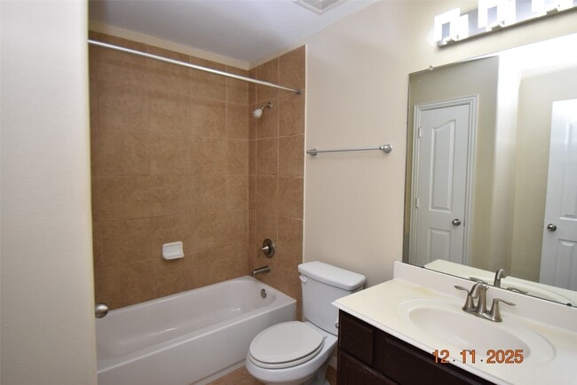 Building Photo - 10806 Clear Arbor Ln