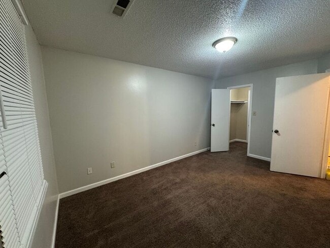 Building Photo - 2913 Wimberly Dr SW