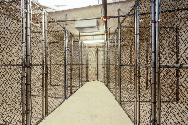 Building Photo - 201-205 Randolph Ave