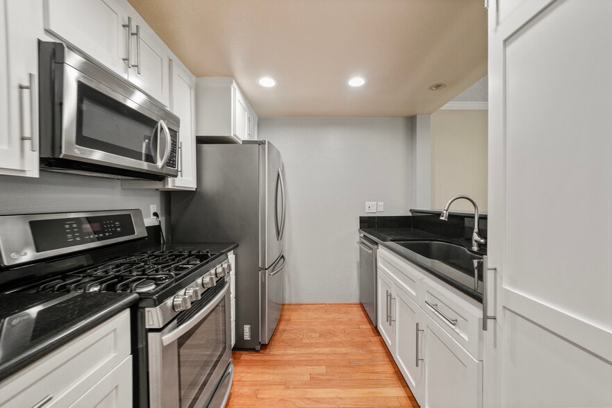 Comes with refrigerator - 15231 Magnolia Blvd