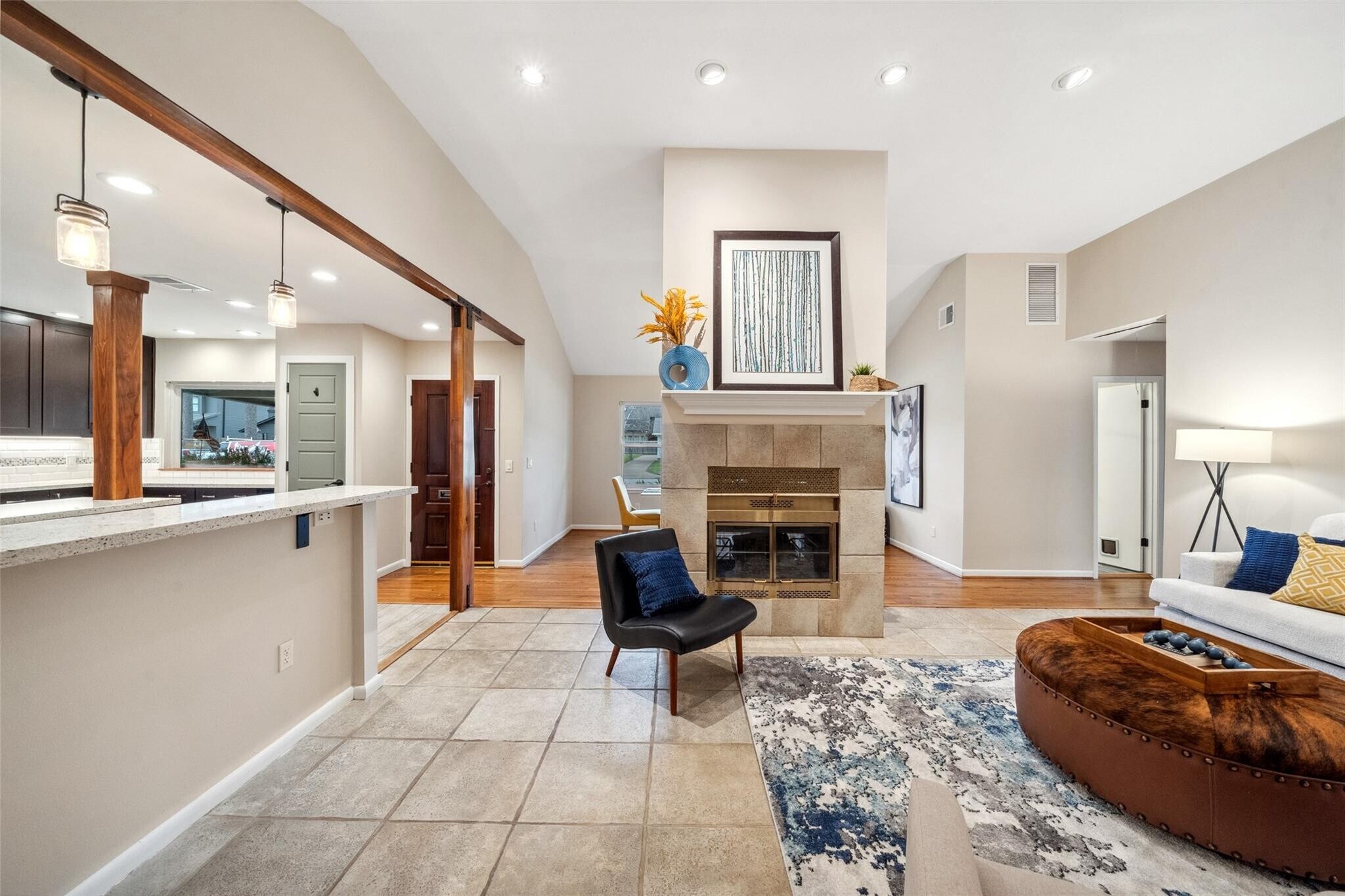 Building Photo - 1309 Martin St