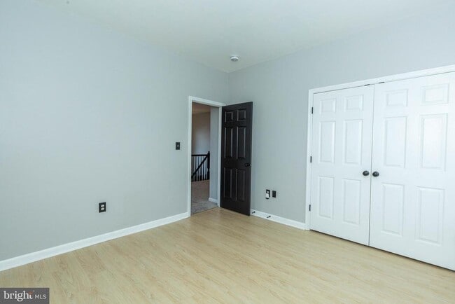Building Photo - 249 Lord Fairfax St